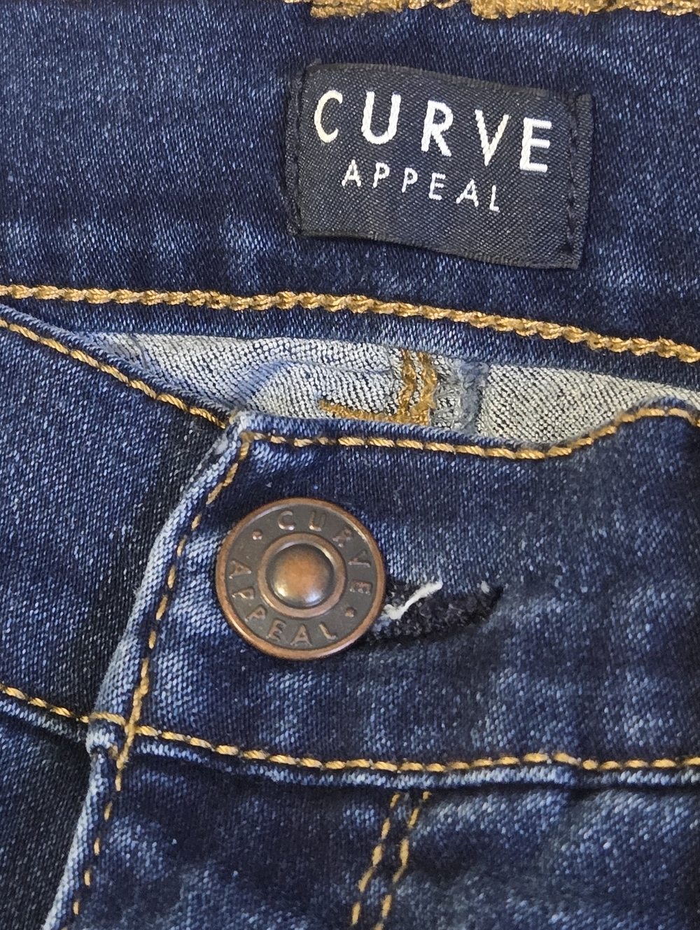 Curve Appeal Bermuda Shorts, High-Rise, Dark Wash, 5-Pocket Design-Size 4/27 - Picture 2 of 13